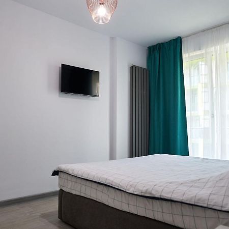 Vibe Apartment- Spa N Pools Beach Resort Năvodari Exterior foto